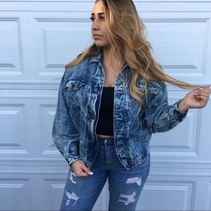 Oversized vintage denim jacket ✨